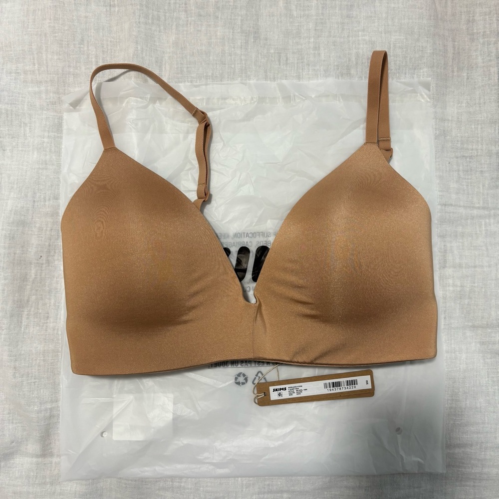 Skims demi t-shirt bra